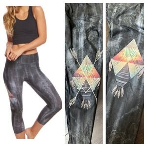 Evolution Creation Activewear Leggings‎ Gray Geometric Arrow Aztec Print Small